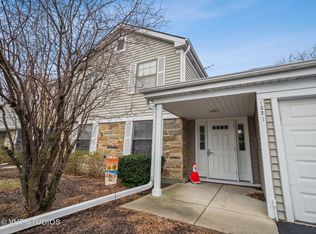 1321 Seven Pines Rd APT C1, Schaumburg, IL 60193