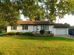 2840 Lincoln St, Highland, IN 46322