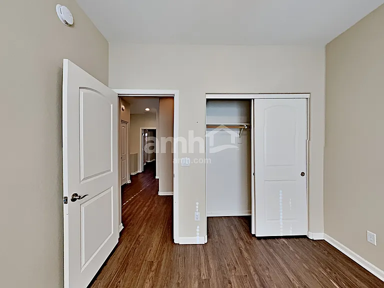 20025 N 20th St #151 — Photo 9