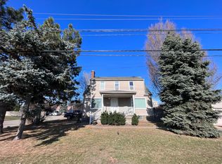 1105 E Maple Rd, Troy, MI 48083