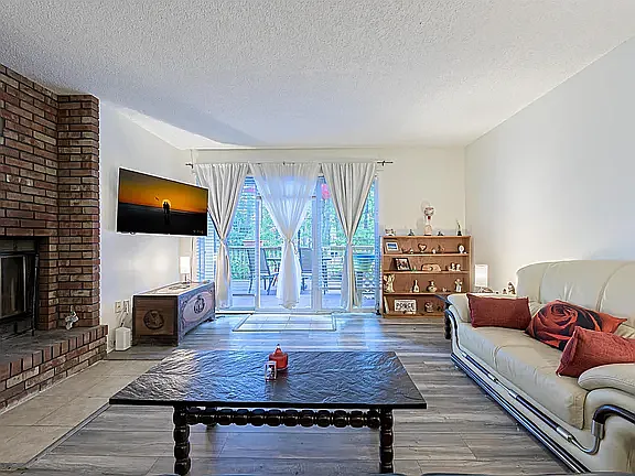 41 Seneca Dr #1062 — Photo 8