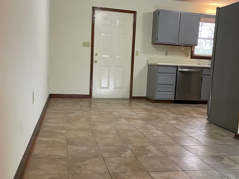 105 Mayflower Rd #24 — Photo 23