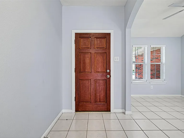 8810 Barron Wood Cir — Photo 3