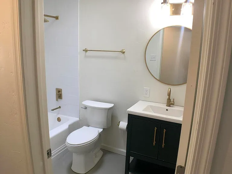 1440 E Edison St — Photo 10
