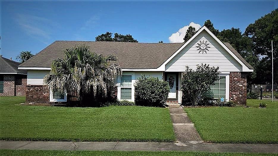 1st image of 2912 Lake Forest Park Ave