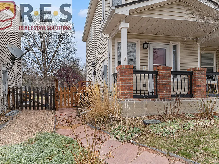 1254 Monarch Dr #B — Photo 1
