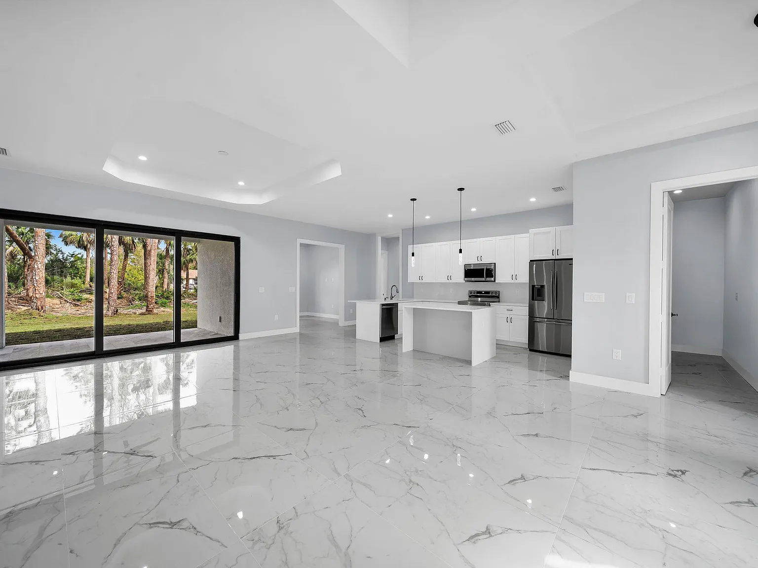3 bed, 1832 sqft, $2,800 — Photo 4