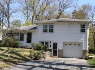 295 Draper St, Springfield, MA 01108