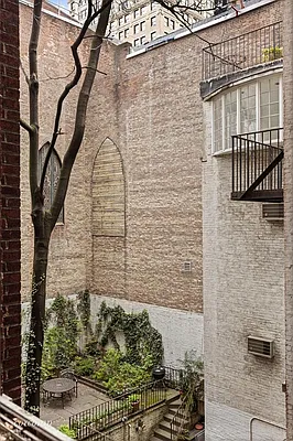 Sold by Corcoran | media 7