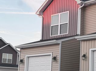 3586 Canal Square Dr, New Haven, IN 46774