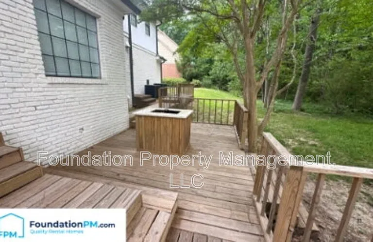 8712 Carrollwood Ln — Photo 29