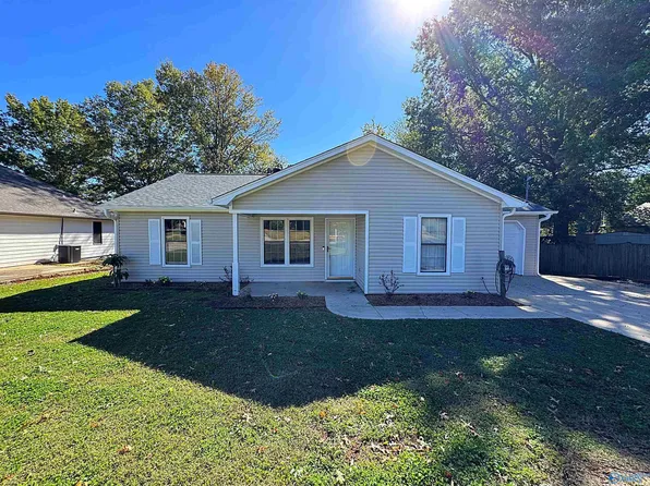 103 Whisperwood Ln, Madison, AL 35758