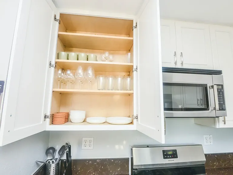 2042 S Corning St #D3 — Photo 15