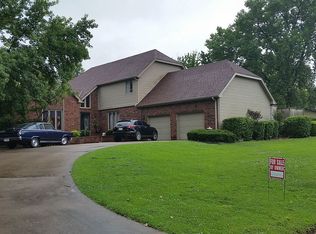 915 Birdie Dr, Independence, KS 67301
