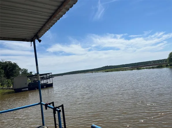 4060 Lake Shore Dr, May, TX 76857