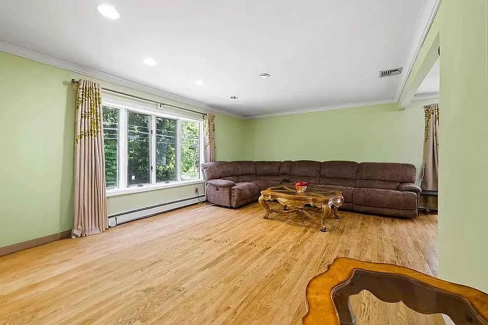 3 bed, 2121 sqft, $4,250 — Photo 4