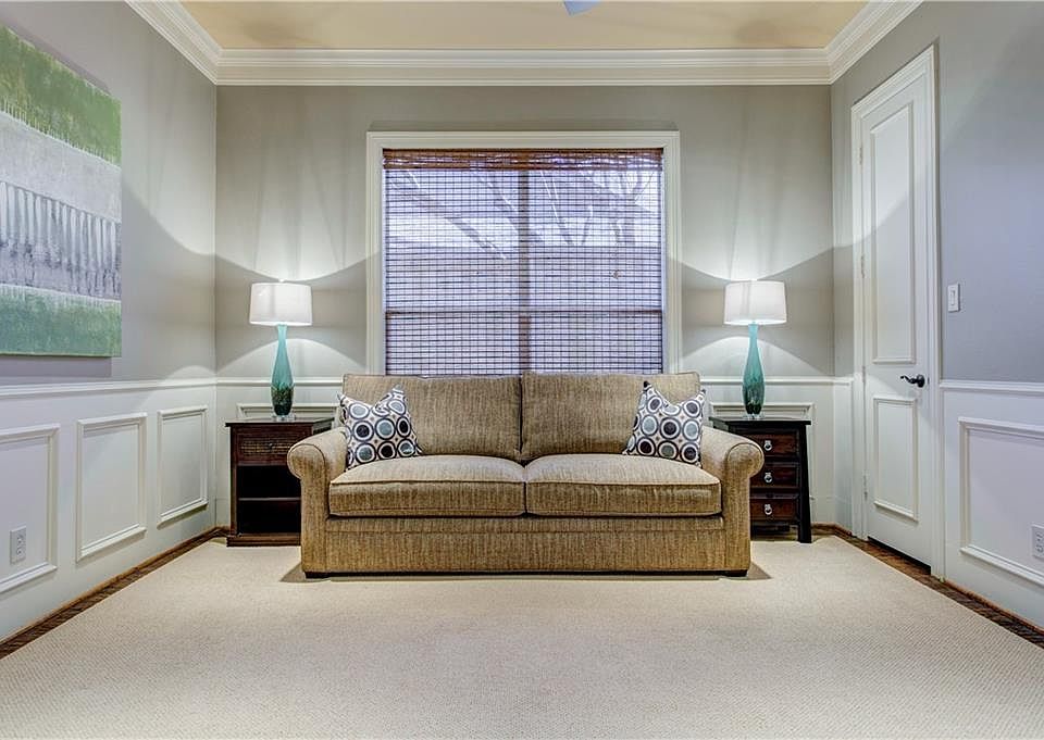 1st image of 5913 Penrose Ave
