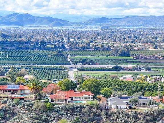 3rd image of 26500 Rim Rd