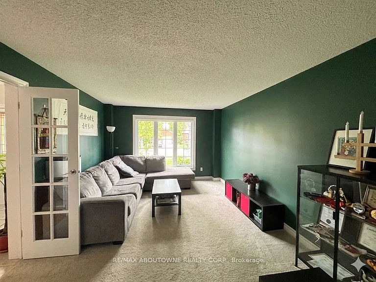 1284 Creekside Dr #MAIN — Photo 10