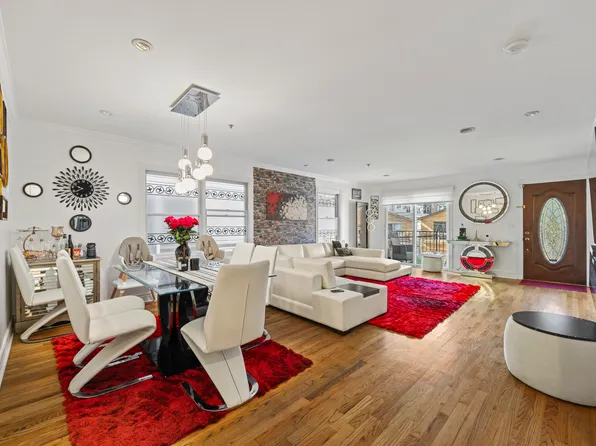 16 68th Street image 3 of 27