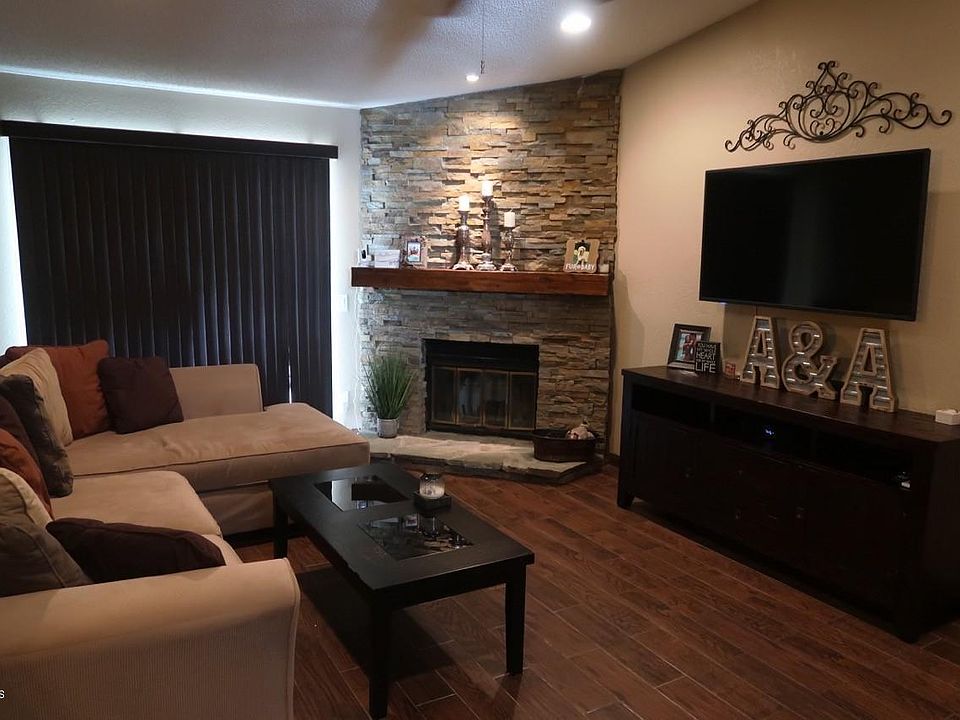 1st image of 1719 W Avenue K10
