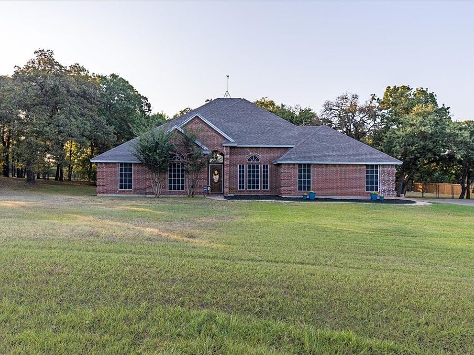 317 Highpoint Rd, Burleson, TX 76028 Zillow