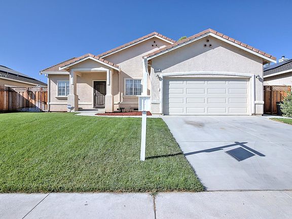 2nd image of 980 Steinbeck Dr