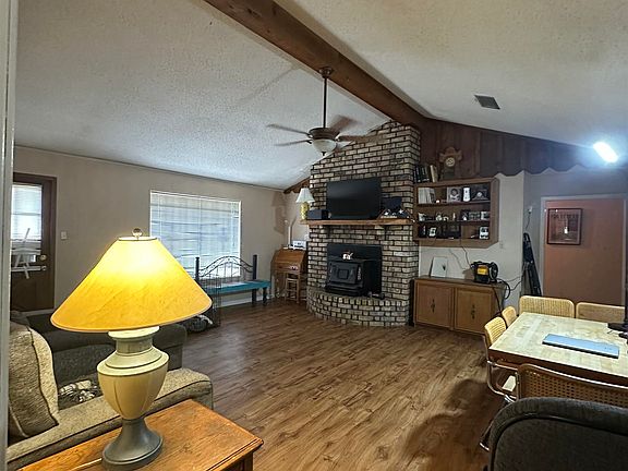 3rd image of 4515 Gager Ave