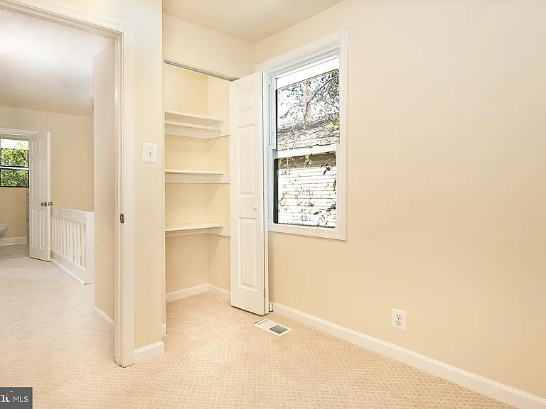 5321 Gay St NE — Photo 21