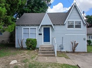319 W Clarendon Dr, Dallas, TX 75208