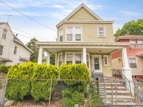 164 E 31St St, Paterson City, NJ 07514