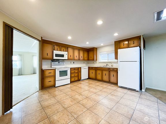 Kitchen>