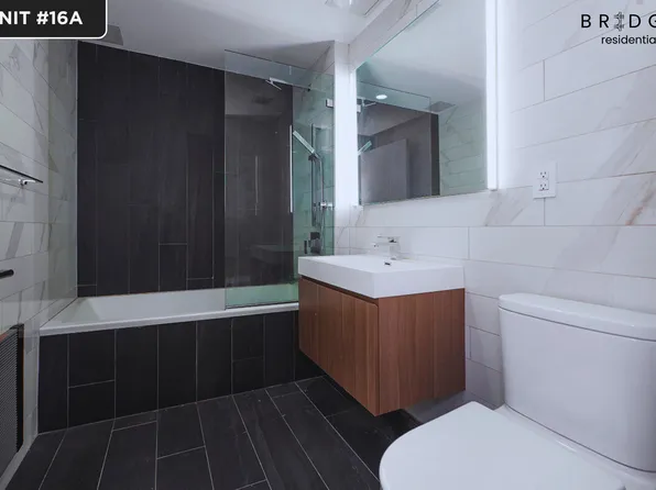 7 East 30th Street image 4 of 13