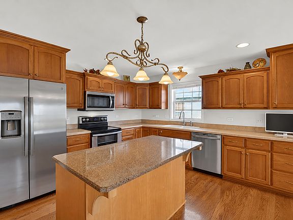 3rd image of 1351 Dalemont Way