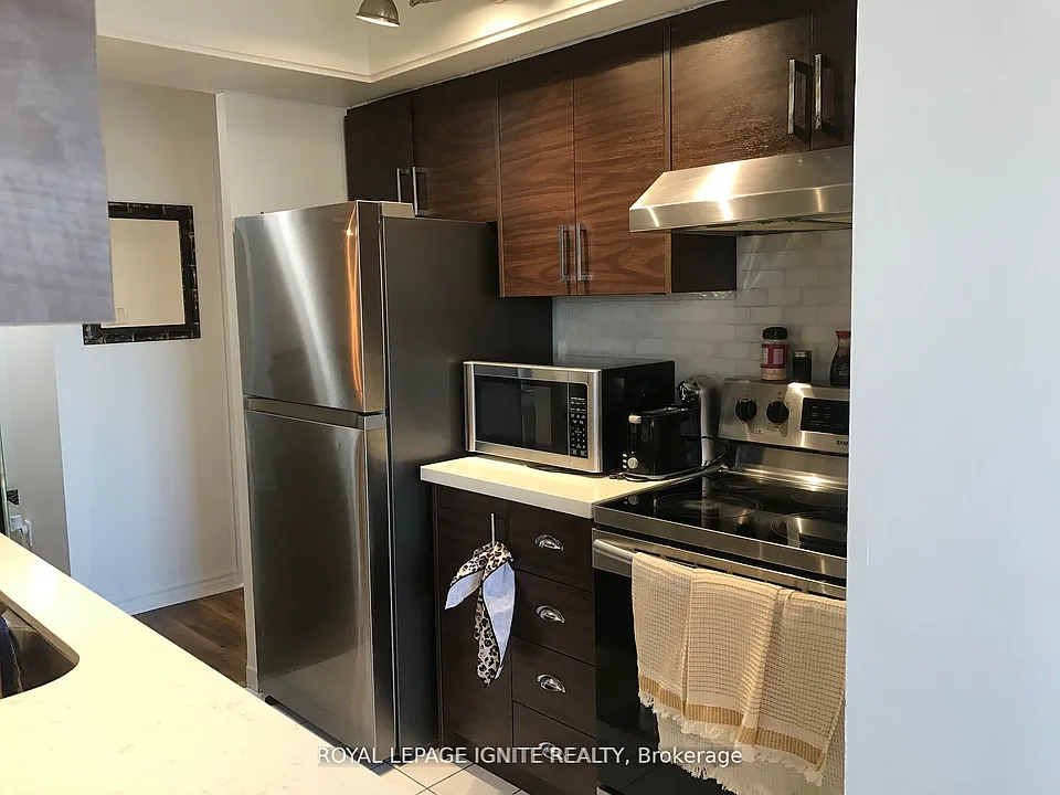 11753 W Sheppard Ave E #420