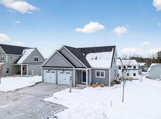 12 Waxwing Lane #49, Falmouth, ME 04105