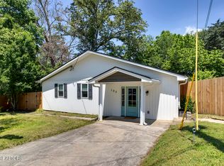 103 Nasson Ln, Oak Ridge, TN 37830