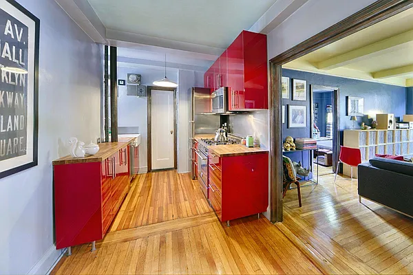 Sold by Corcoran | media 19