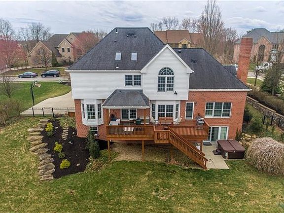 3rd image of 1555 Alaqua Dr
