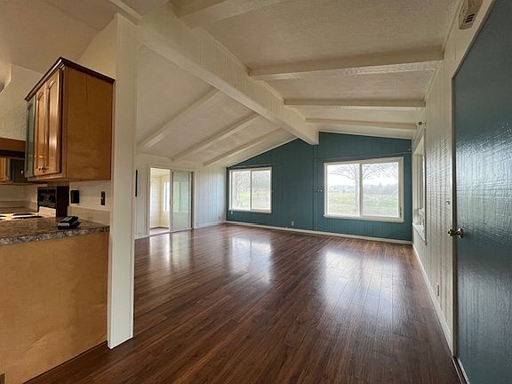 5th image of 82439 Dufur Valley Rd