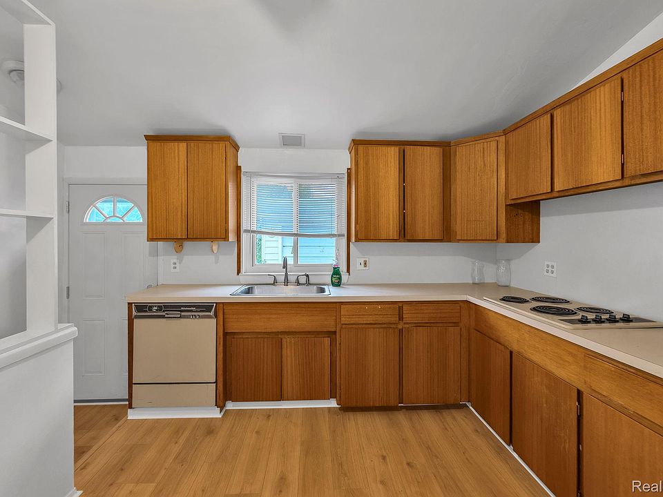 26811 Van Buren Rd, photo 6