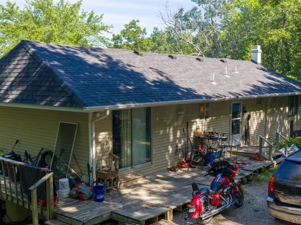 98 Round Table Dr, Camdenton, MO 65020