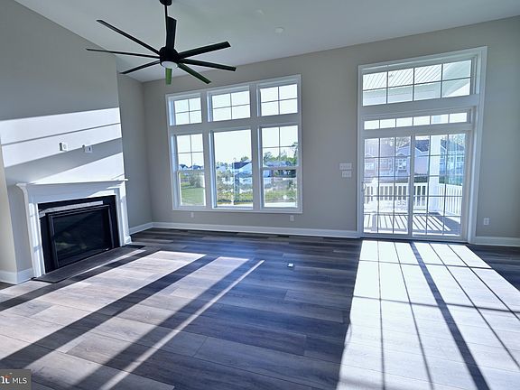 5th image of 19504 Safflower Way