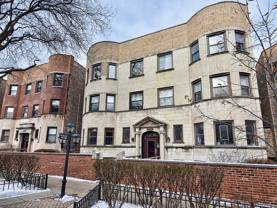 1st image of 1042 W Byron St APT 1W