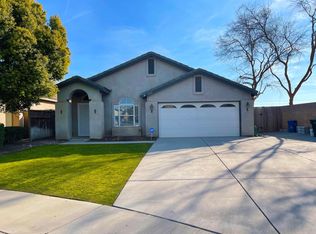 9623 Hamburg Ct, Bakersfield, CA 93311