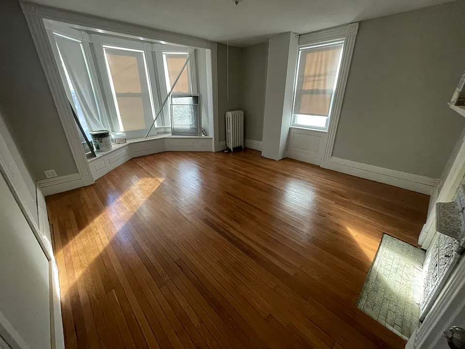 Bedroom #1