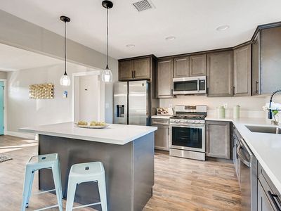 908 Holly St, Oceanside, CA, 92058