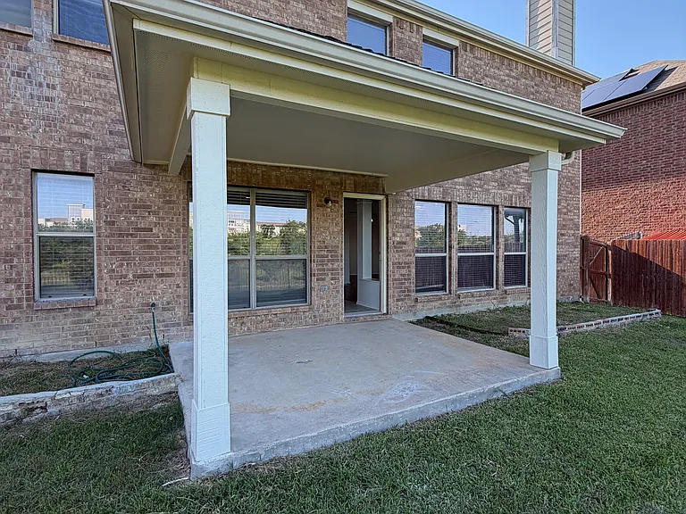 9004 Brook Hill Ln — Photo 12