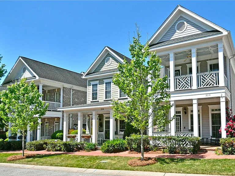 324 Village Walk Ln — Photo 1