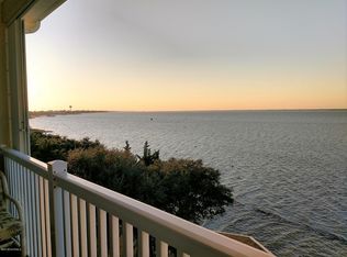 1700 Salter Path Rd #302M, Atlantic Beach, NC 28512